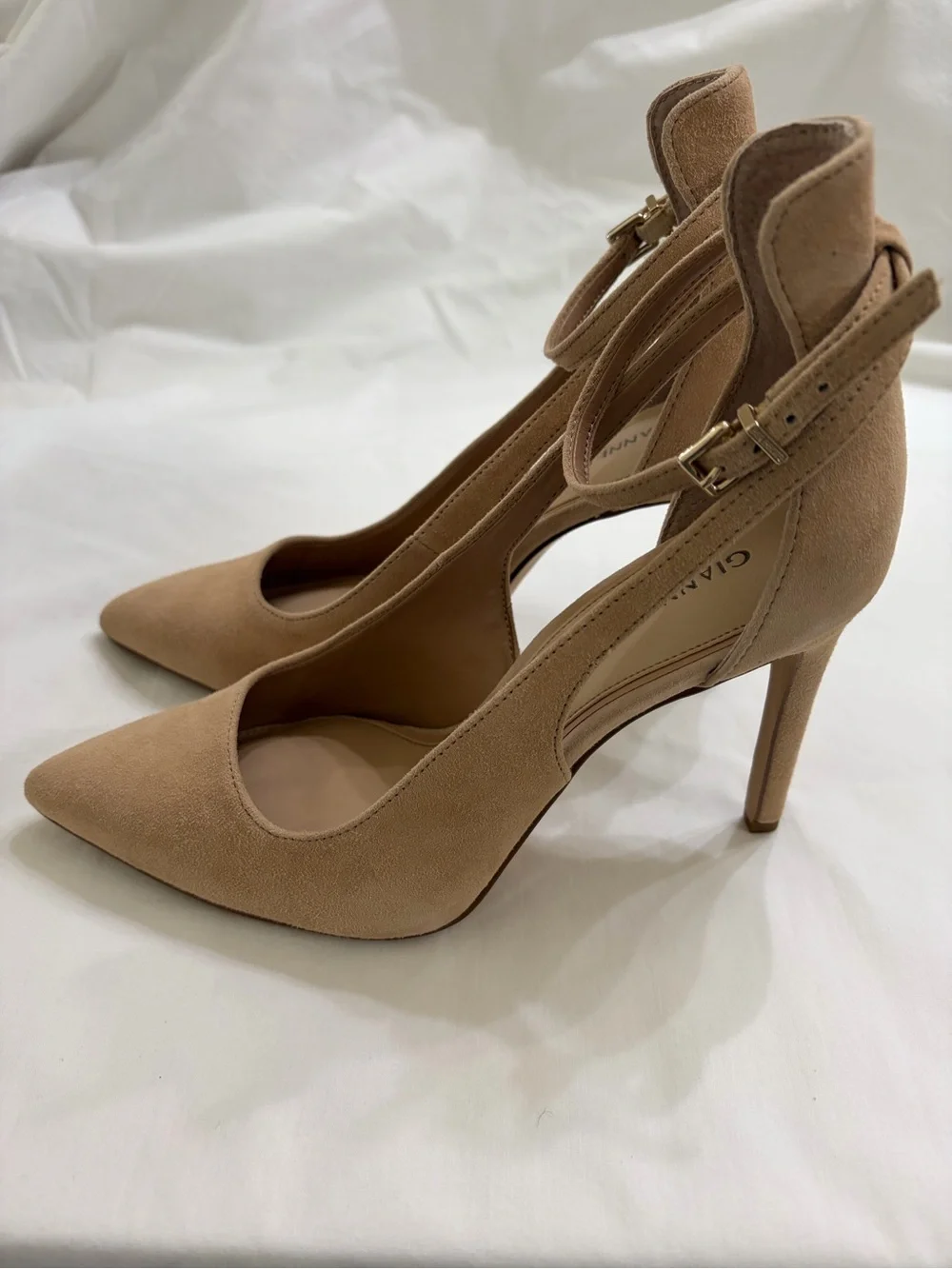 Gianni Bini Nude Suede Slingback Pump Heels